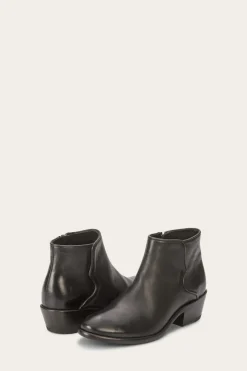 Discount Frye Carson Piping Bootie