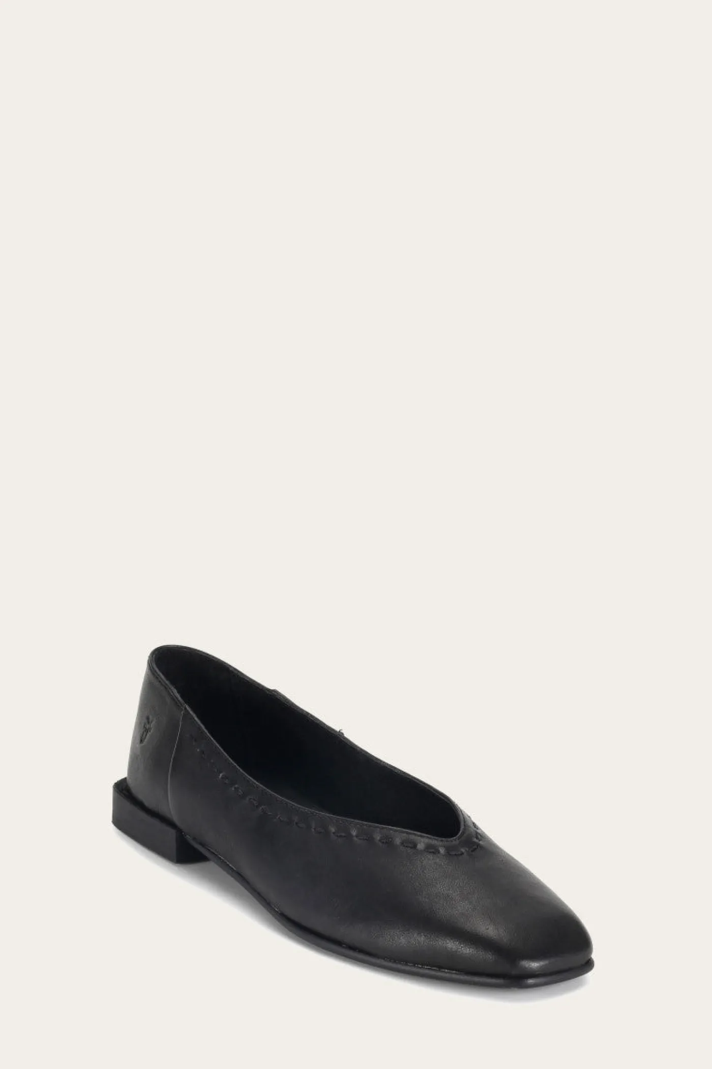Discount Frye Claire Flat