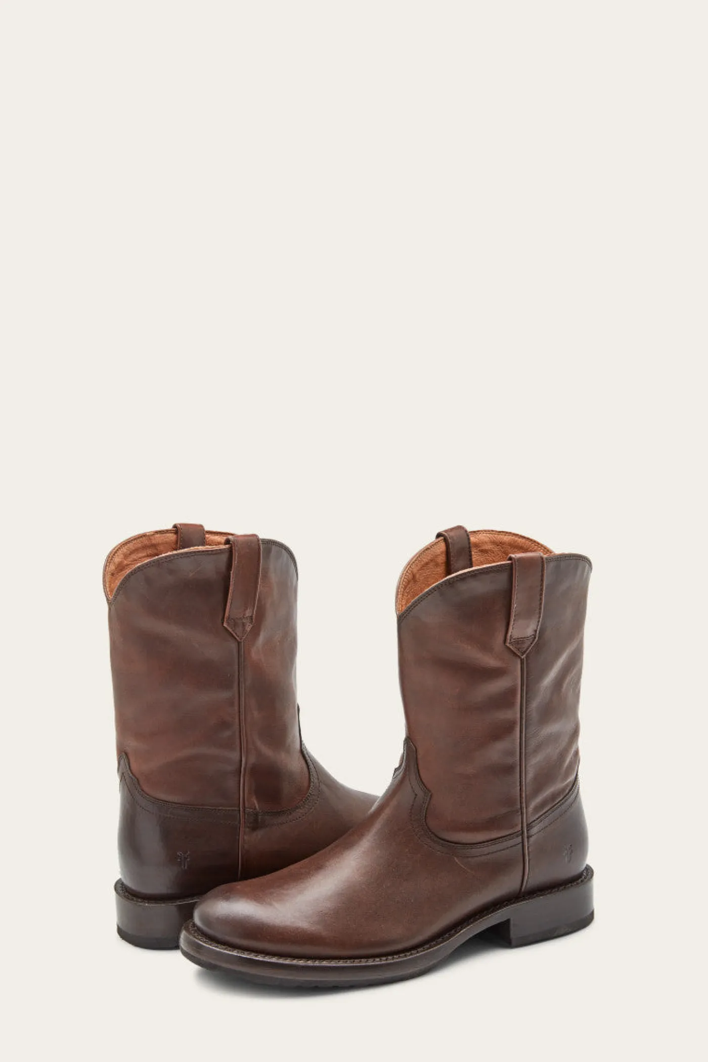 Hot Frye Duke Roper