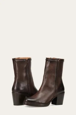 New Frye Jean Short Inside Zip