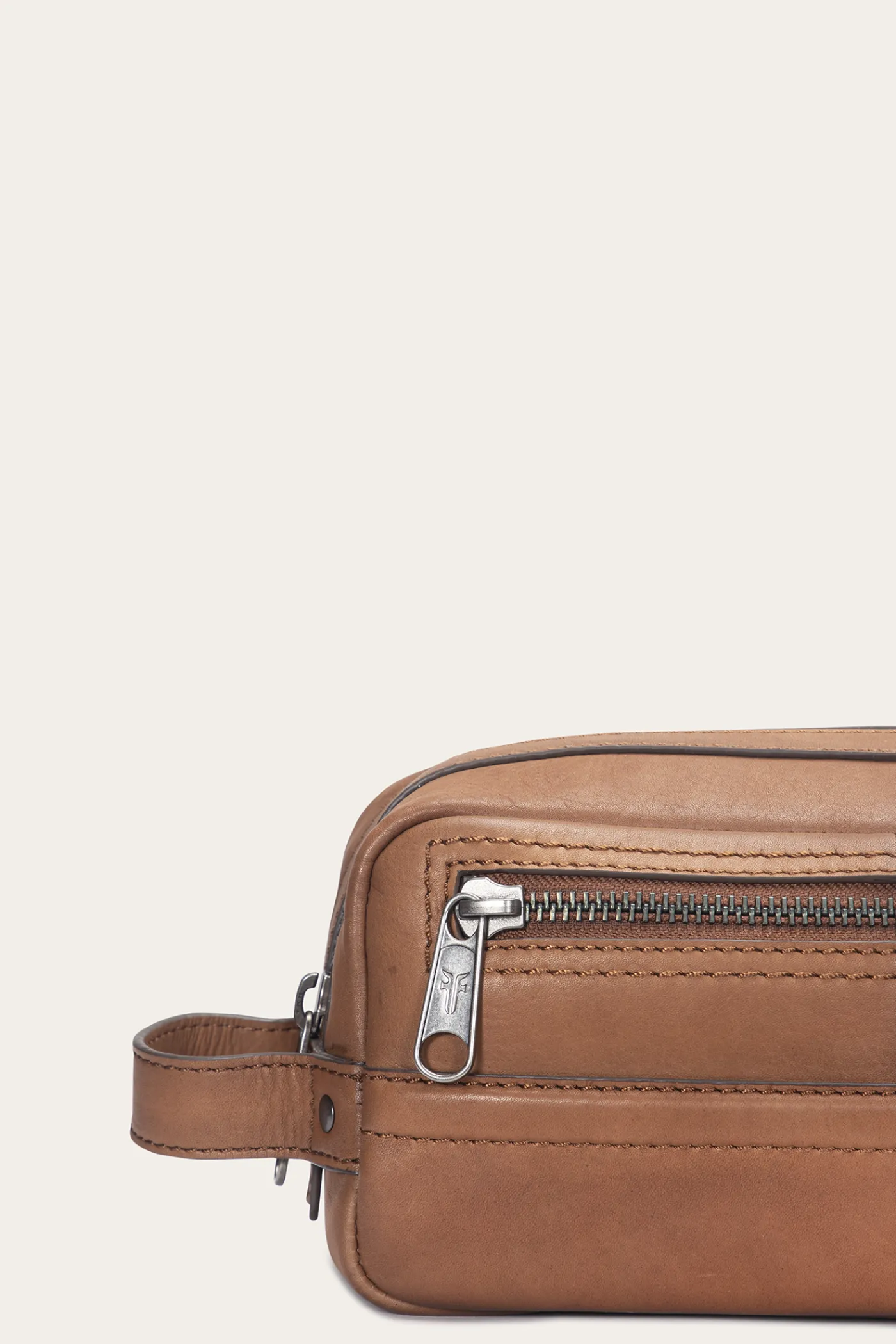 Hot Frye Nash Dopp Kit Cognac